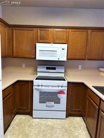 9395 TRAILSIDE View 1
