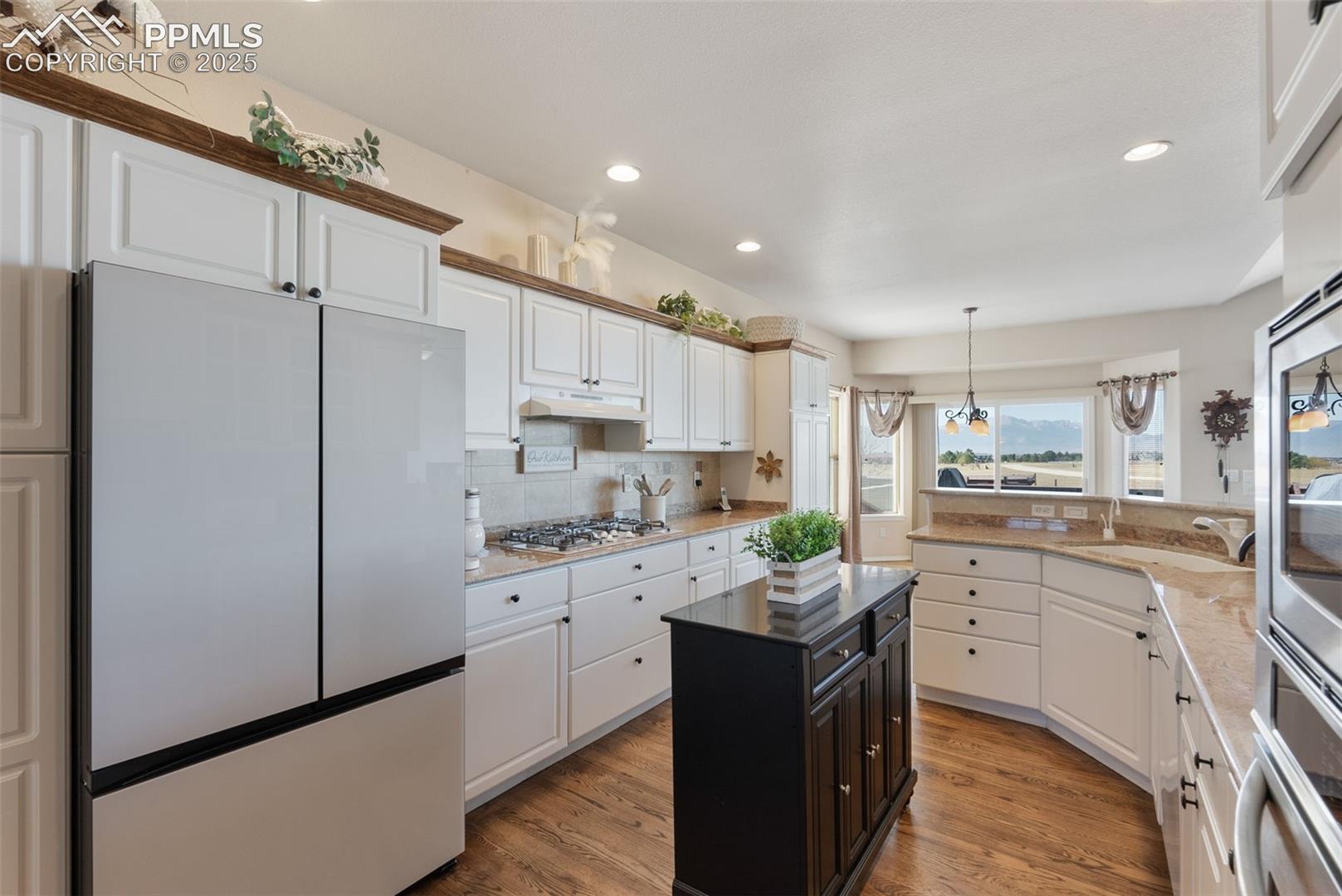 10295 Accipiter Drive