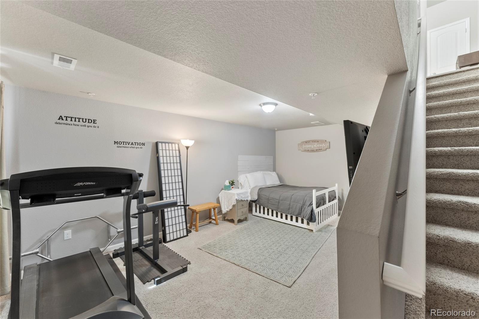 4285 Perryville Point