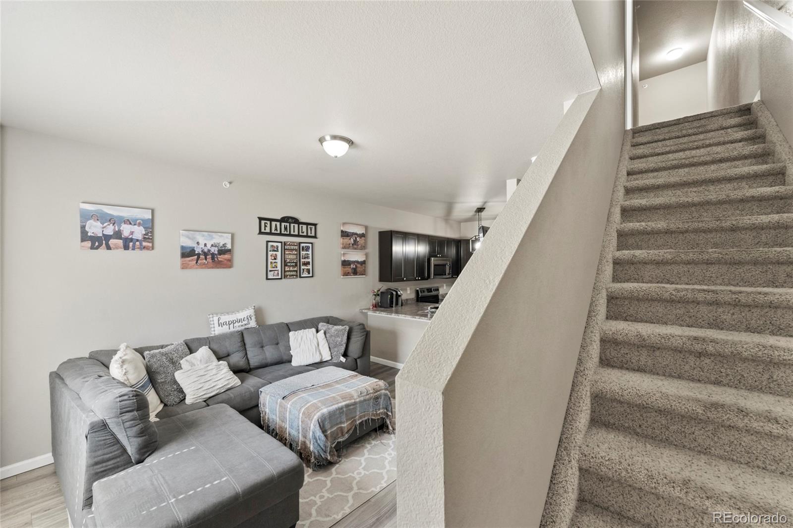 4285 Perryville Point