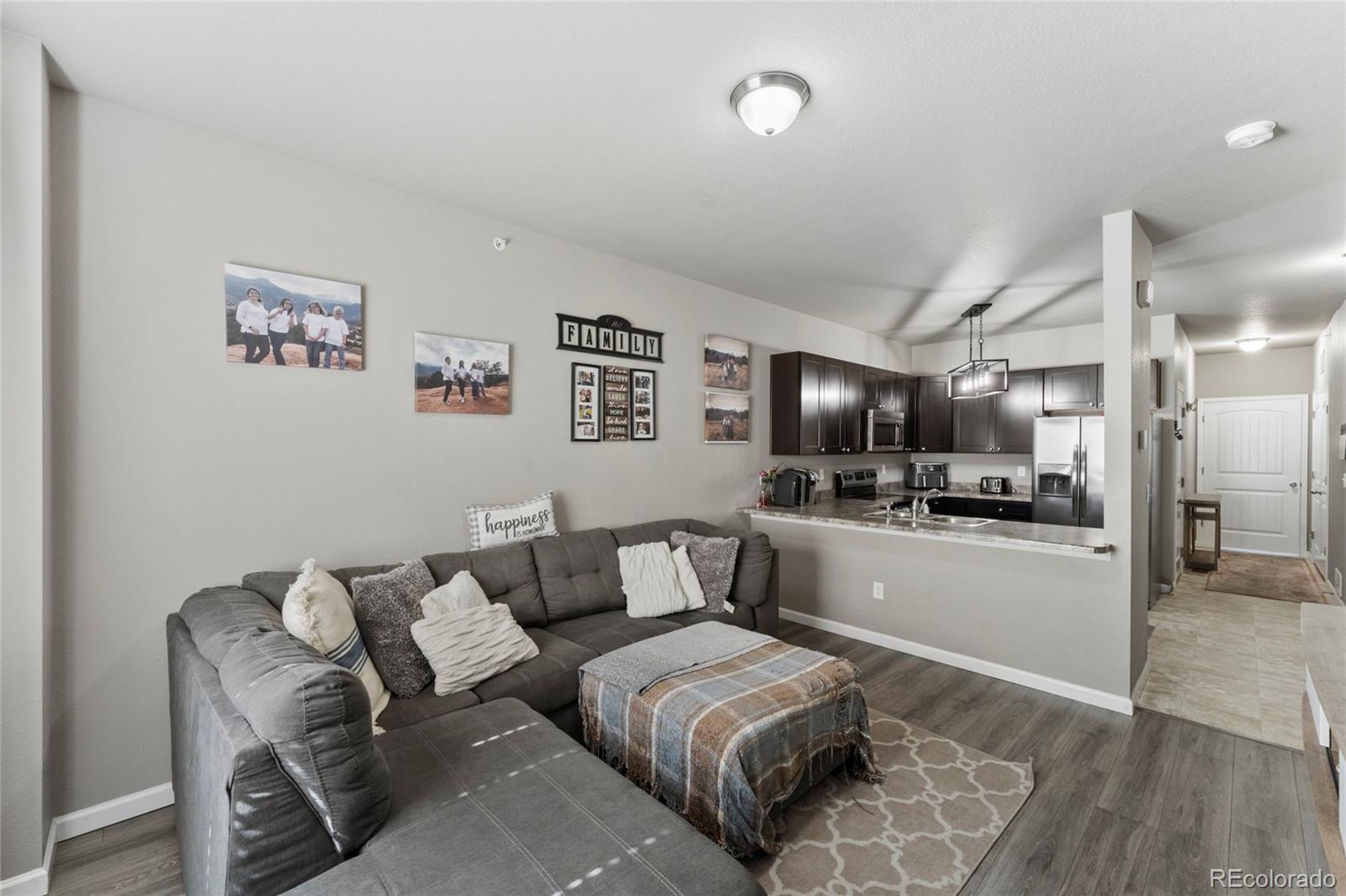 4285 Perryville Point