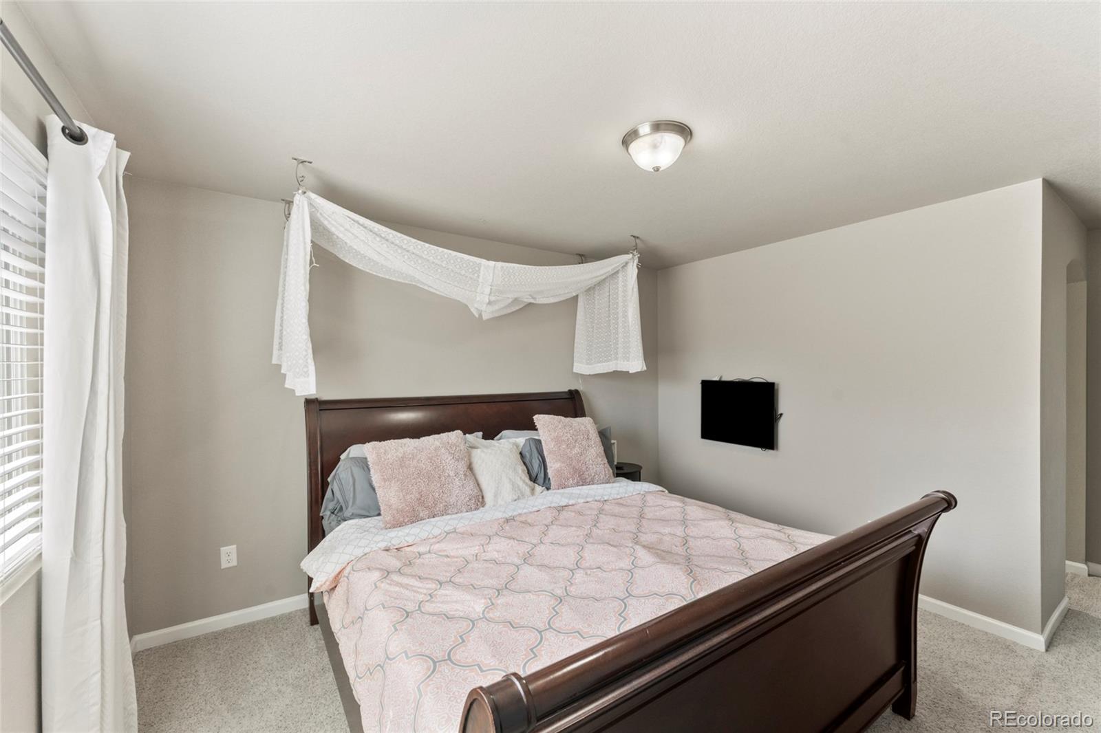 4285 Perryville Point