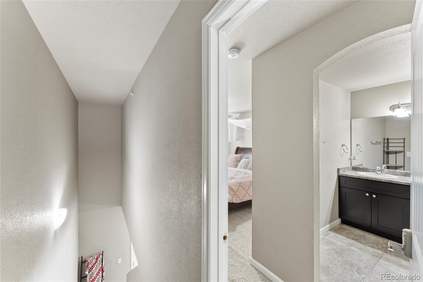 4285 Perryville Point