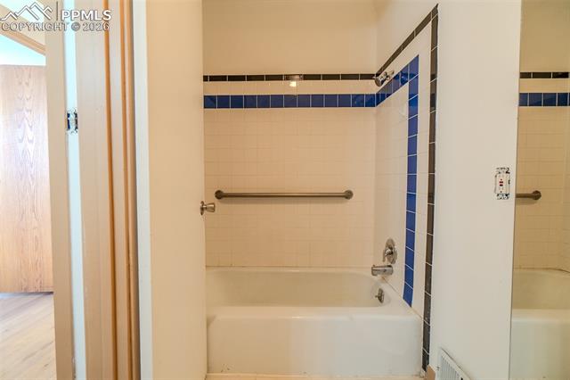 3015 Baltimore Avenue