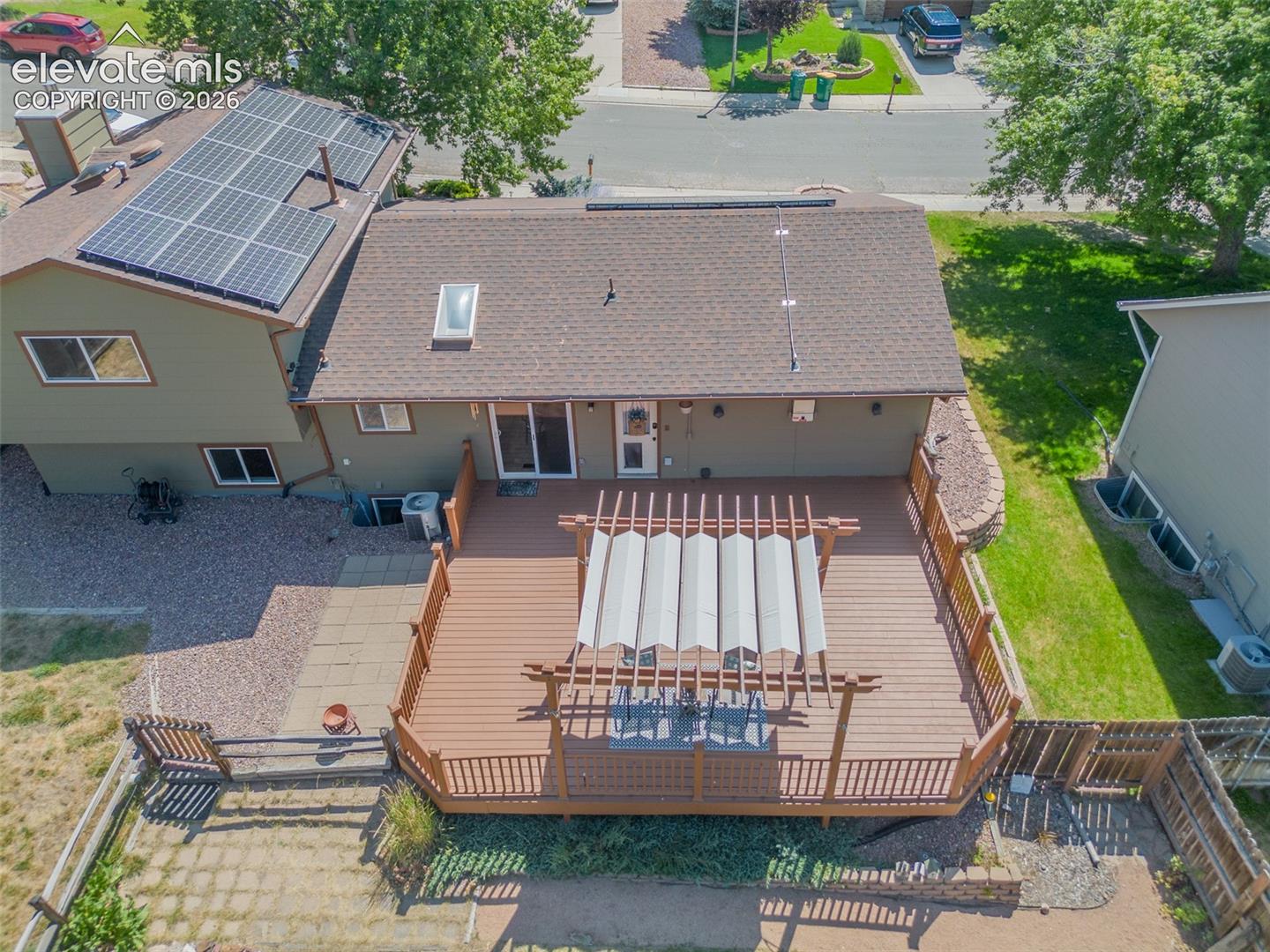 6870 Riverwood Lane