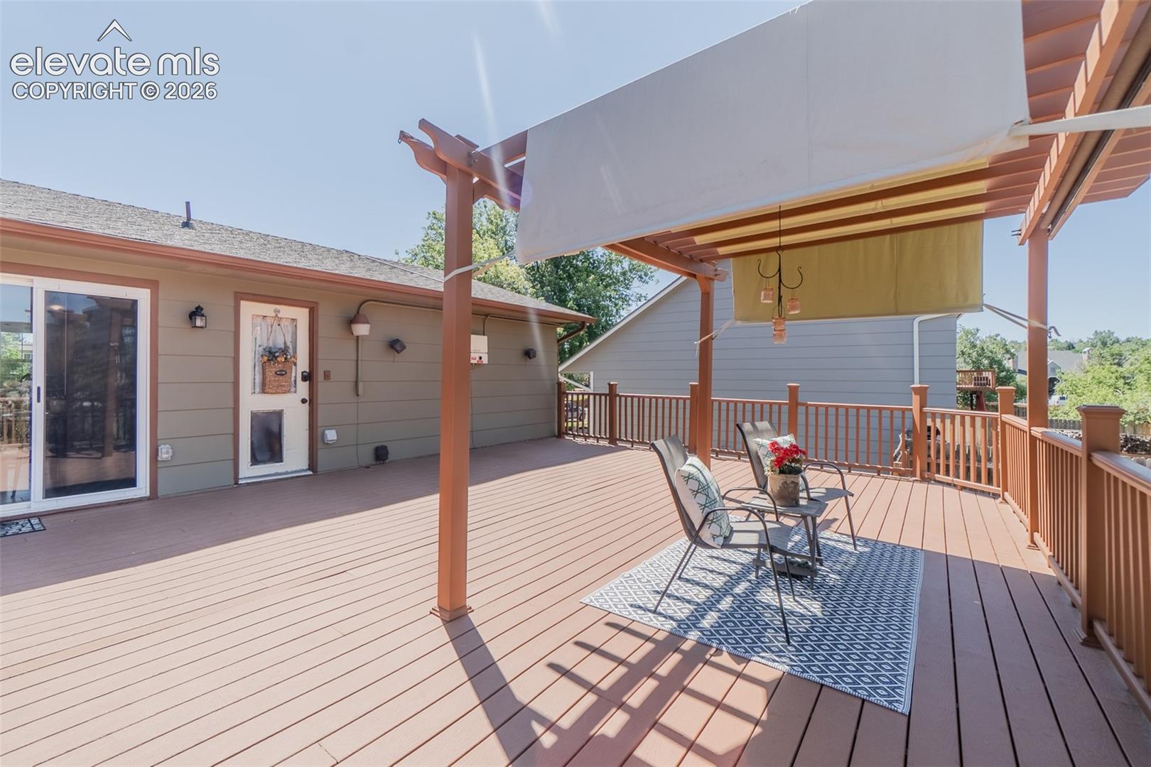 6870 Riverwood Lane