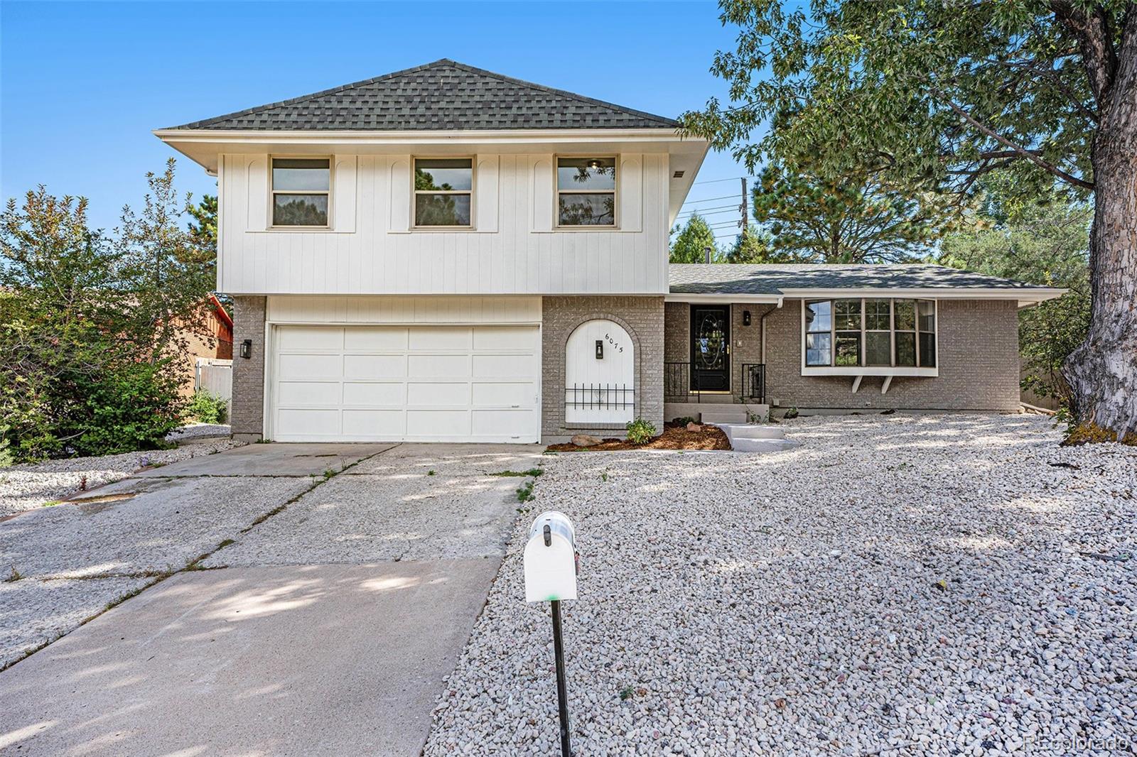6075 Castlewood Lane