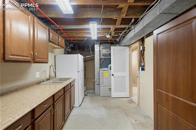 2915 Pennsylvania Avenue