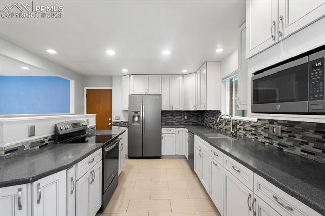 2915 Pennsylvania Avenue