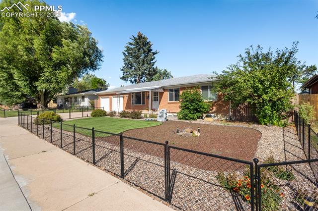 2915 Pennsylvania Avenue