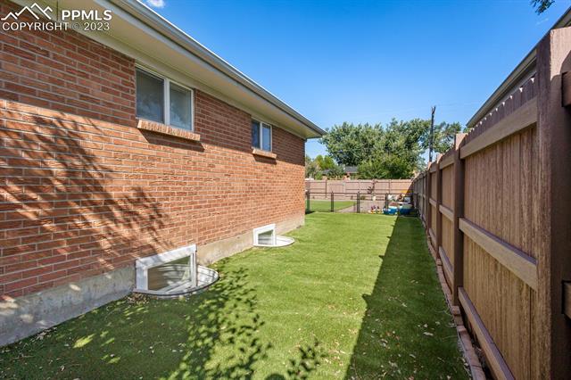 2915 Pennsylvania Avenue