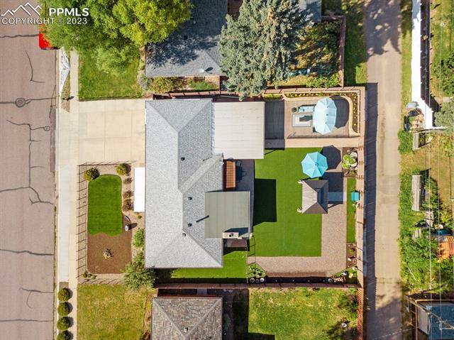 2915 Pennsylvania Avenue