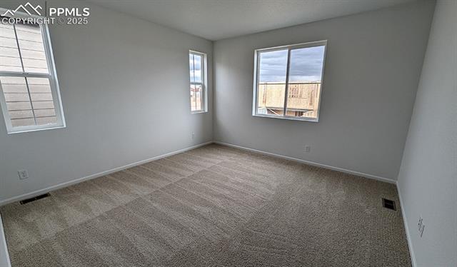2482 Vanhoutte View