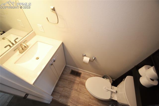 4262 Charleston Drive