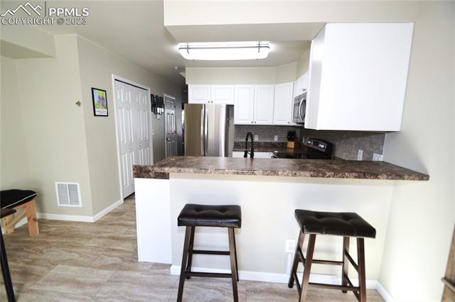 4262 Charleston Drive