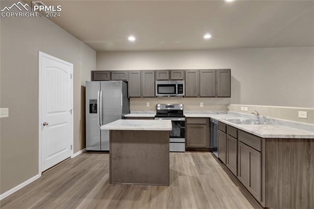 1825 Sandtoft Heights