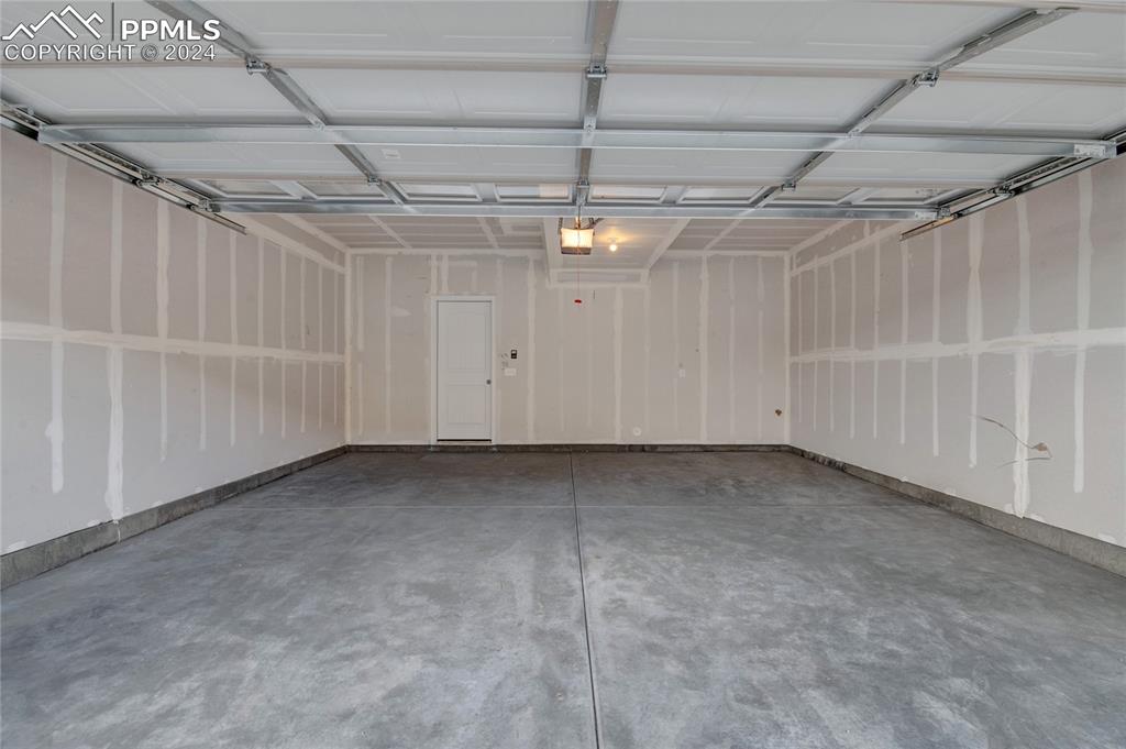 1825 Sandtoft Heights