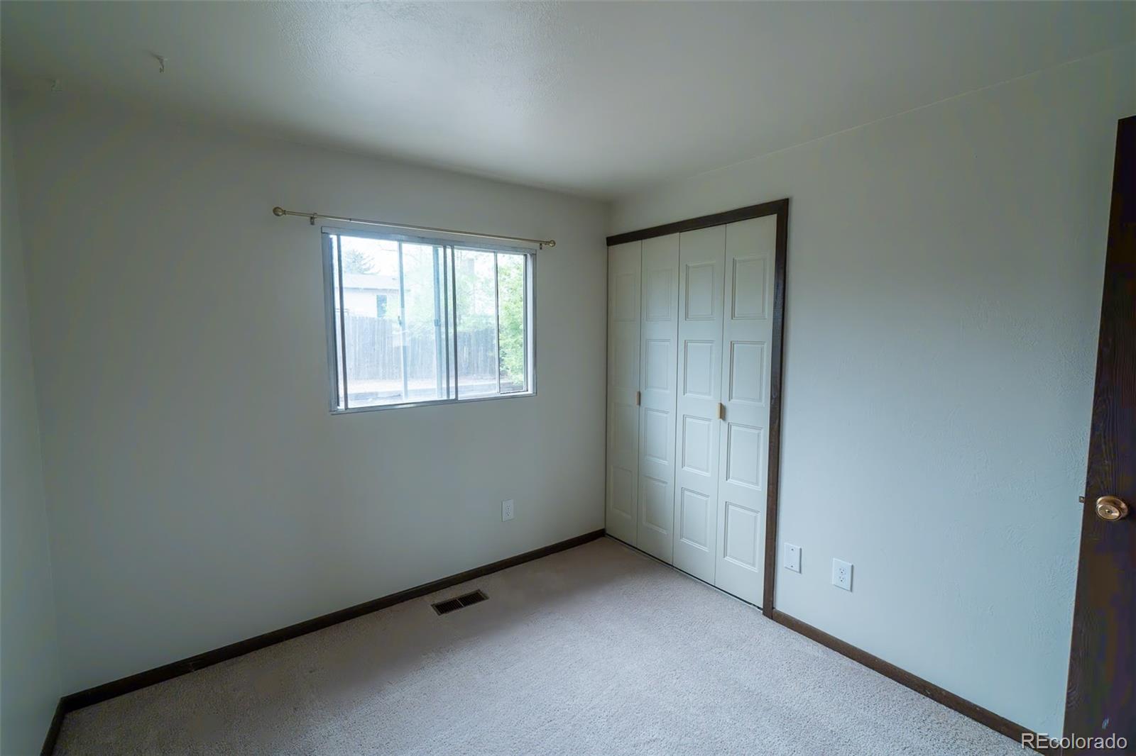 5233 Smokehouse Lane