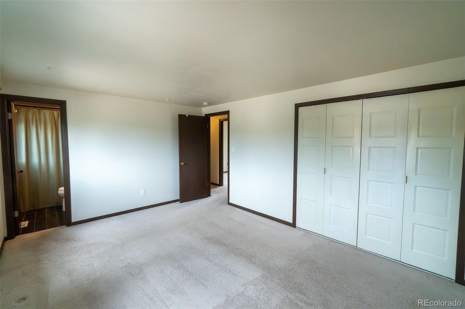 5233 Smokehouse Lane