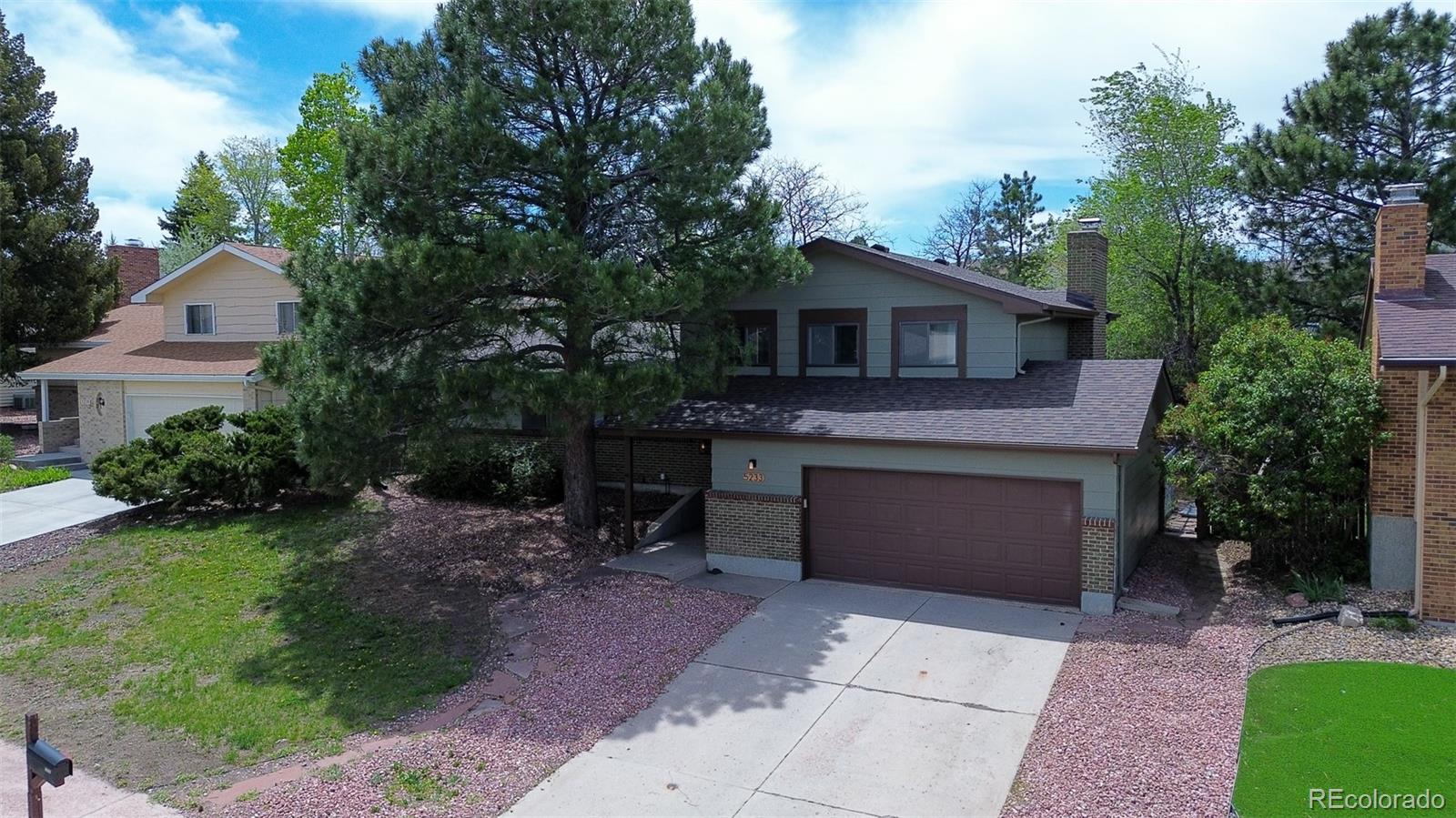 5233 Smokehouse Lane