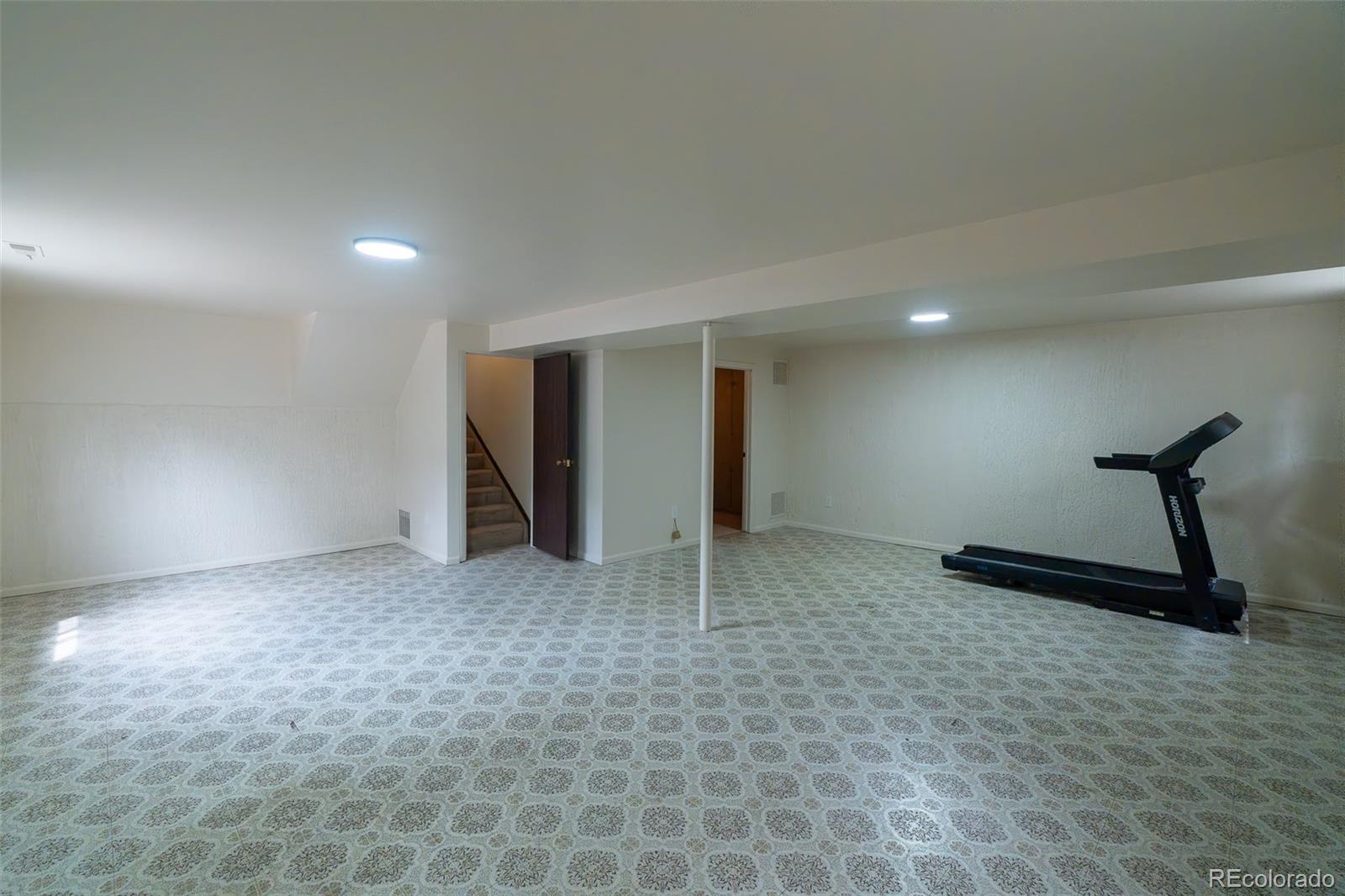 5233 Smokehouse Lane