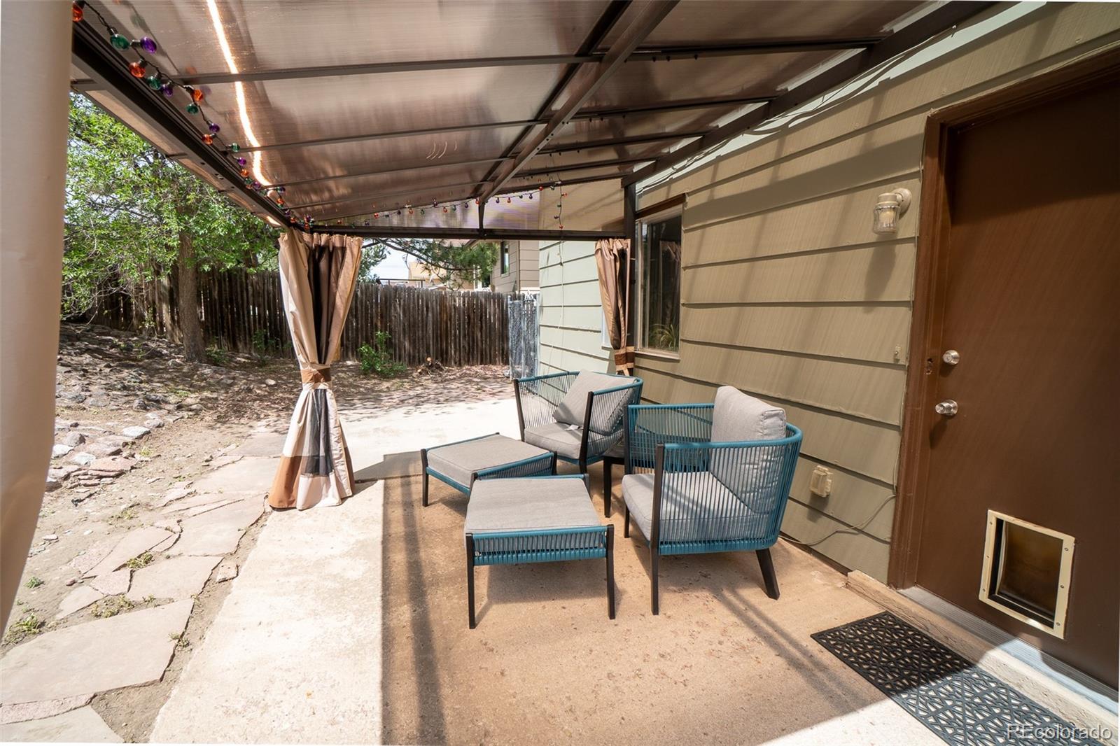 5233 Smokehouse Lane