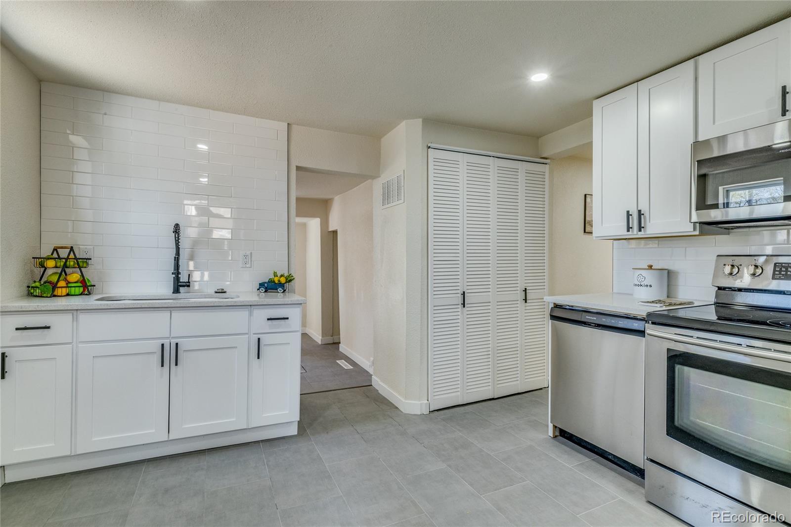 615 N Hancock Avenue