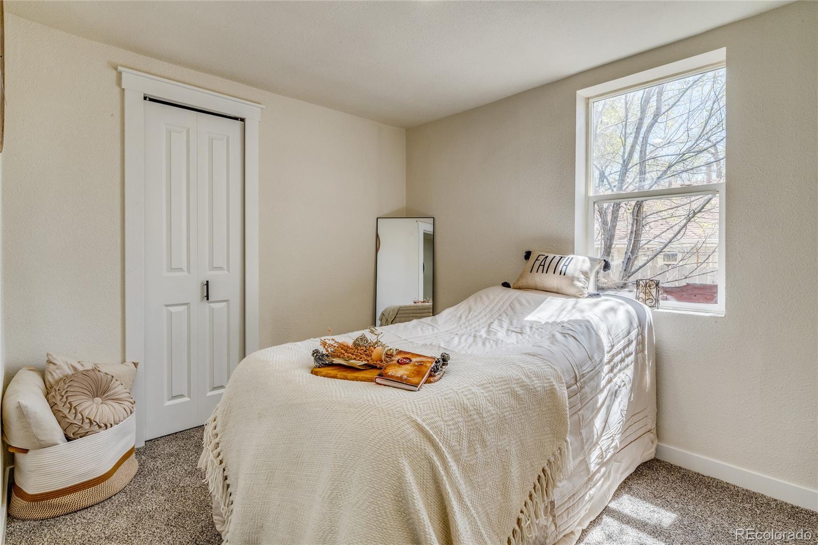 615 N Hancock Avenue