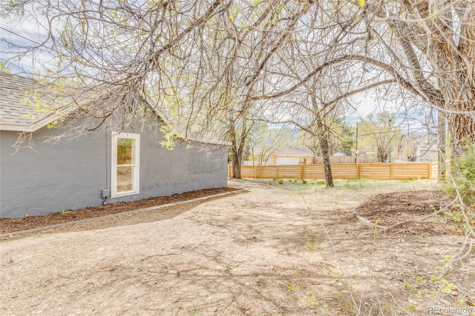 615 N Hancock Avenue