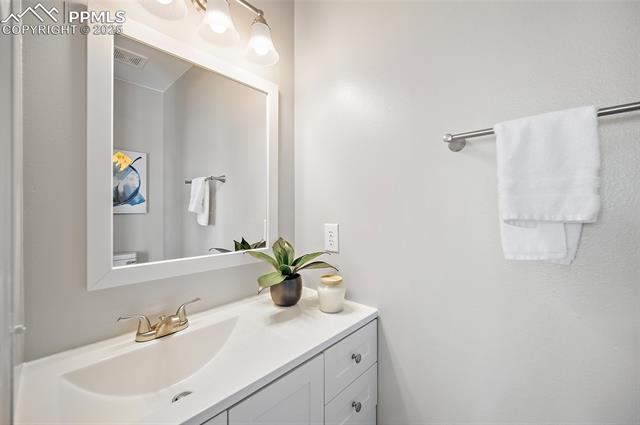 7849 Peninsula Drive