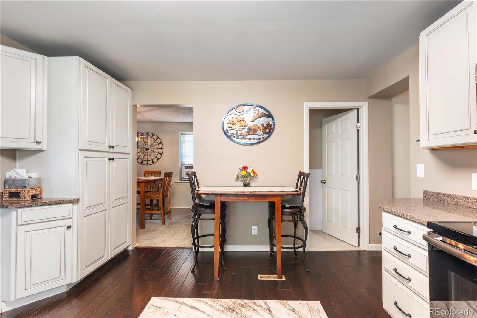 11708 W Katherine Avenue