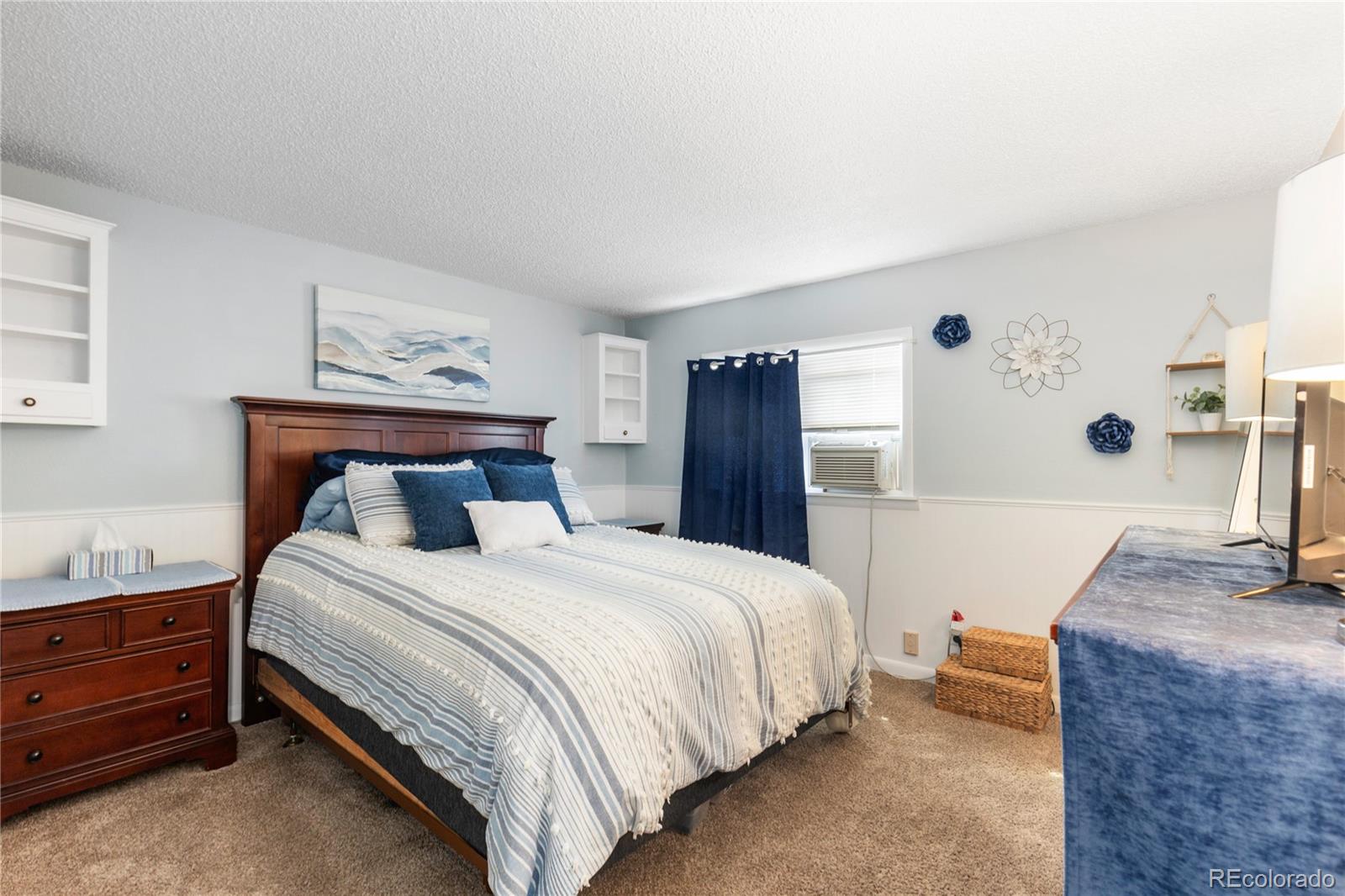 11708 W Katherine Avenue