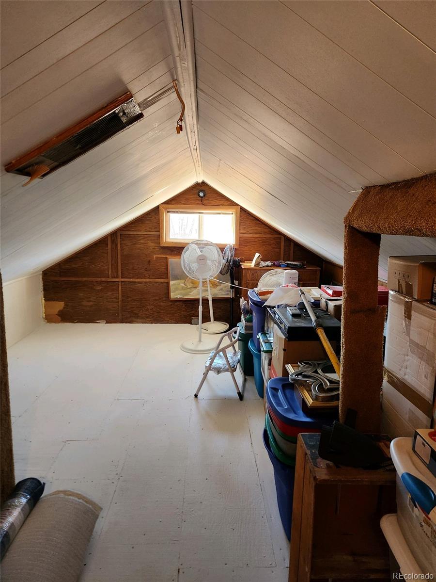 11708 W Katherine Avenue