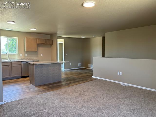 5220 Gannet Lane
