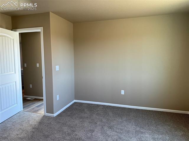 5220 Gannet Lane