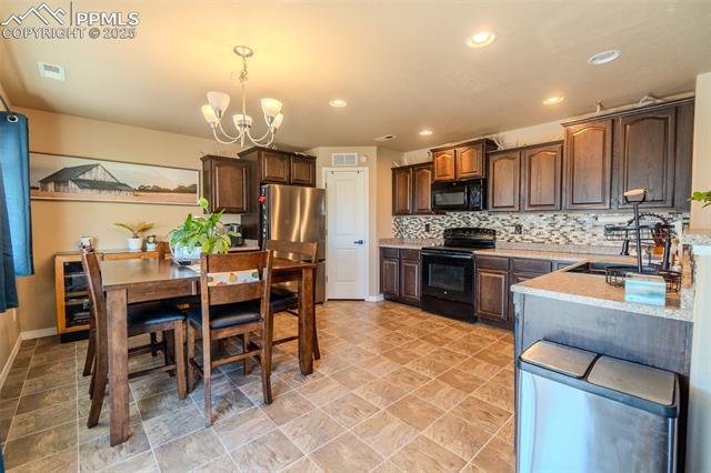 4027 Silver Star Grove