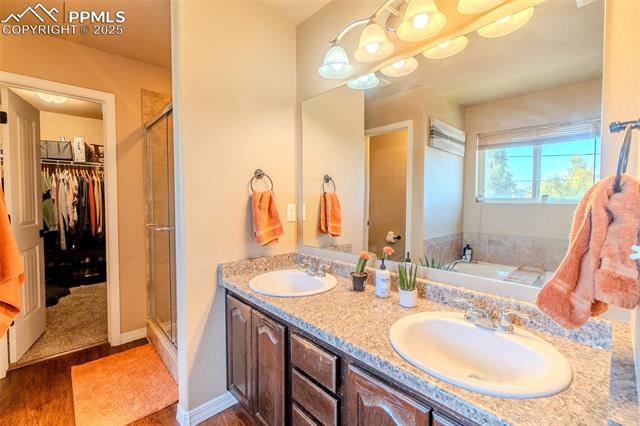 4027 Silver Star Grove