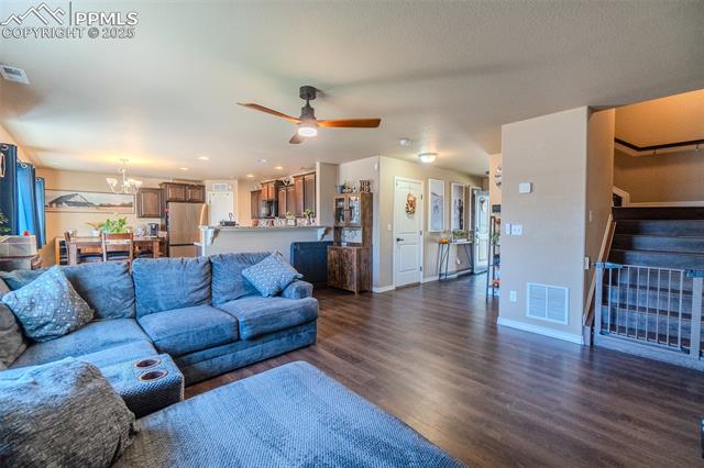 4027 Silver Star Grove