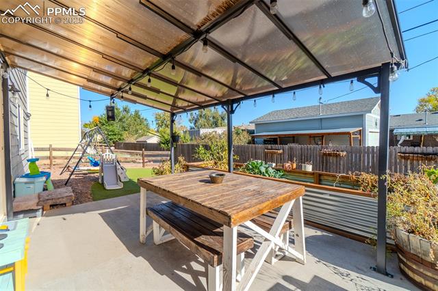 4027 Silver Star Grove