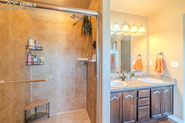 4027 Silver Star Grove