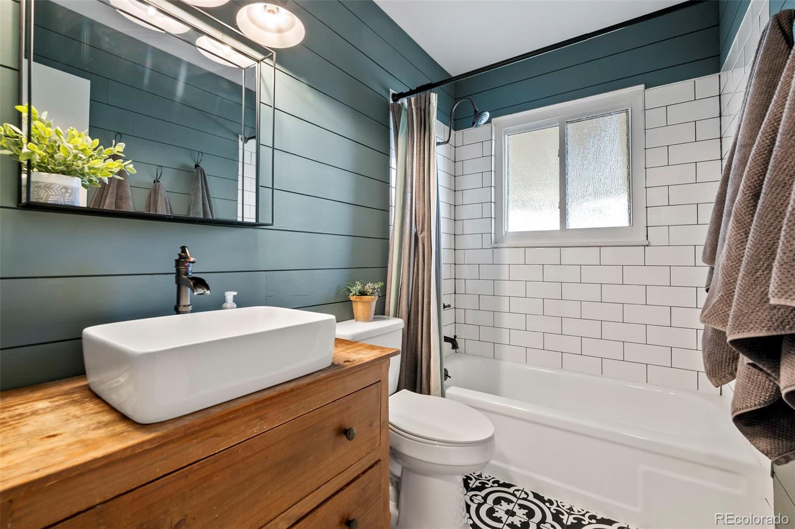 3283 Inspiration Drive