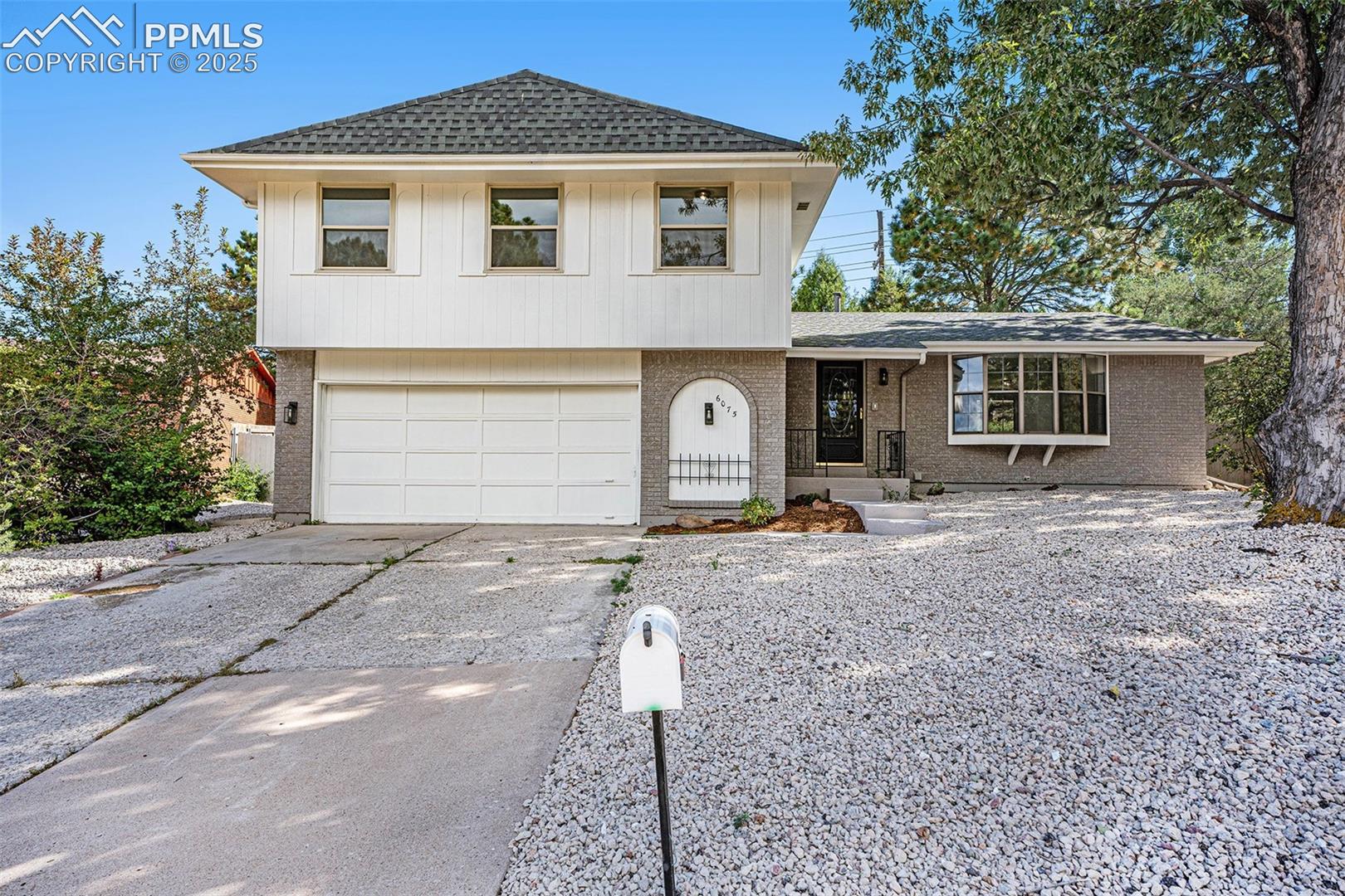 6075 Castlewood Lane