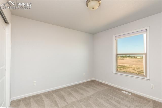 1552 E Escondido Drive