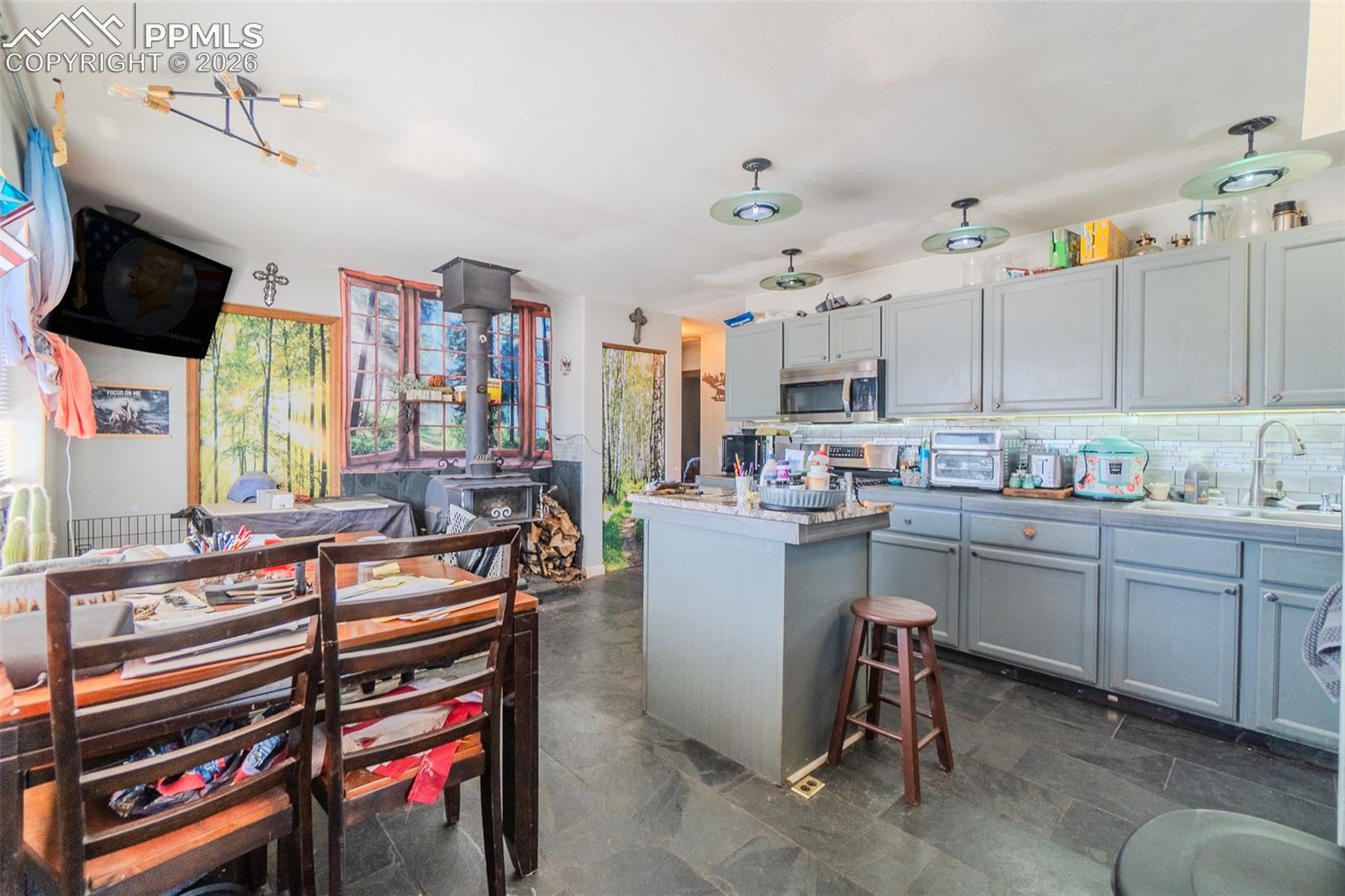 595 High Pasture Road