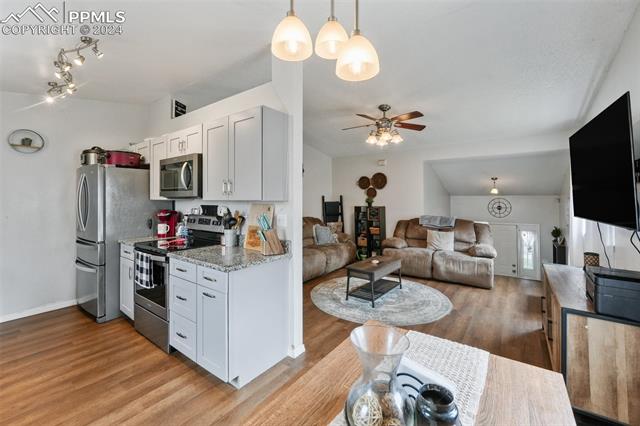 4958 Witches Hollow Lane