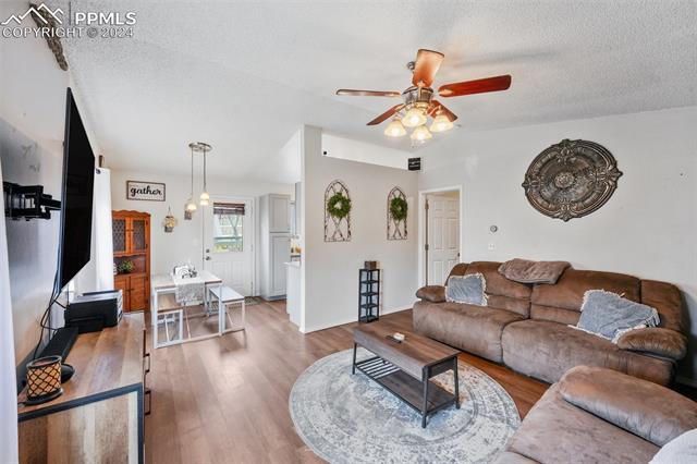 4958 Witches Hollow Lane