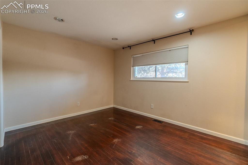 816 S Circle Drive