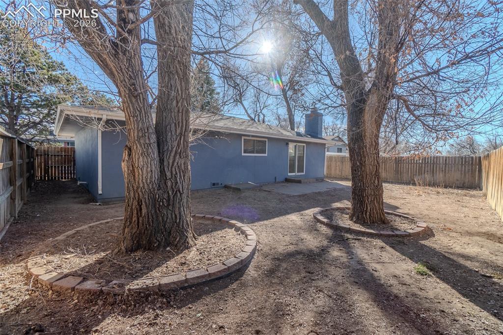 816 S Circle Drive