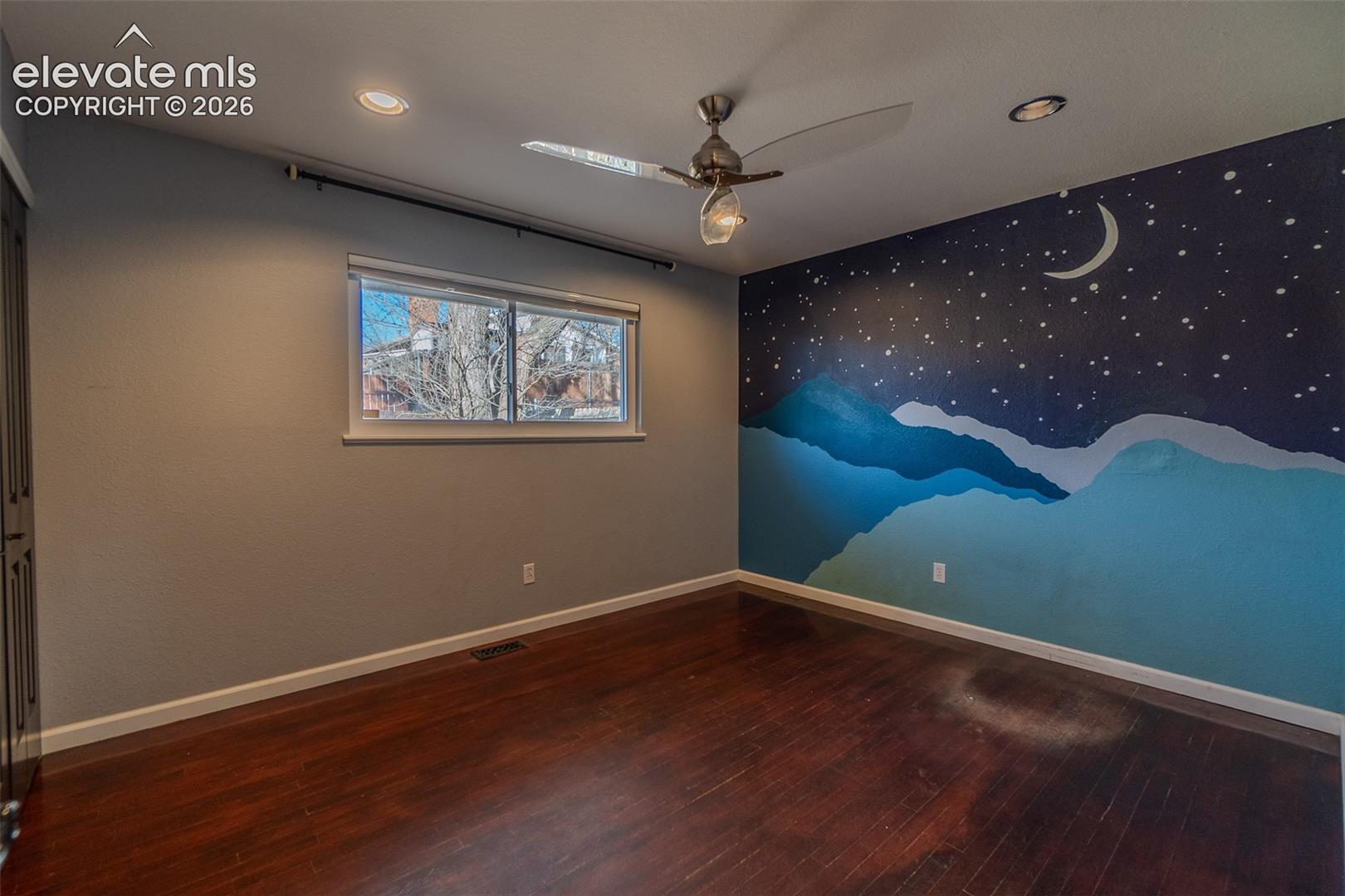 816 S Circle Drive