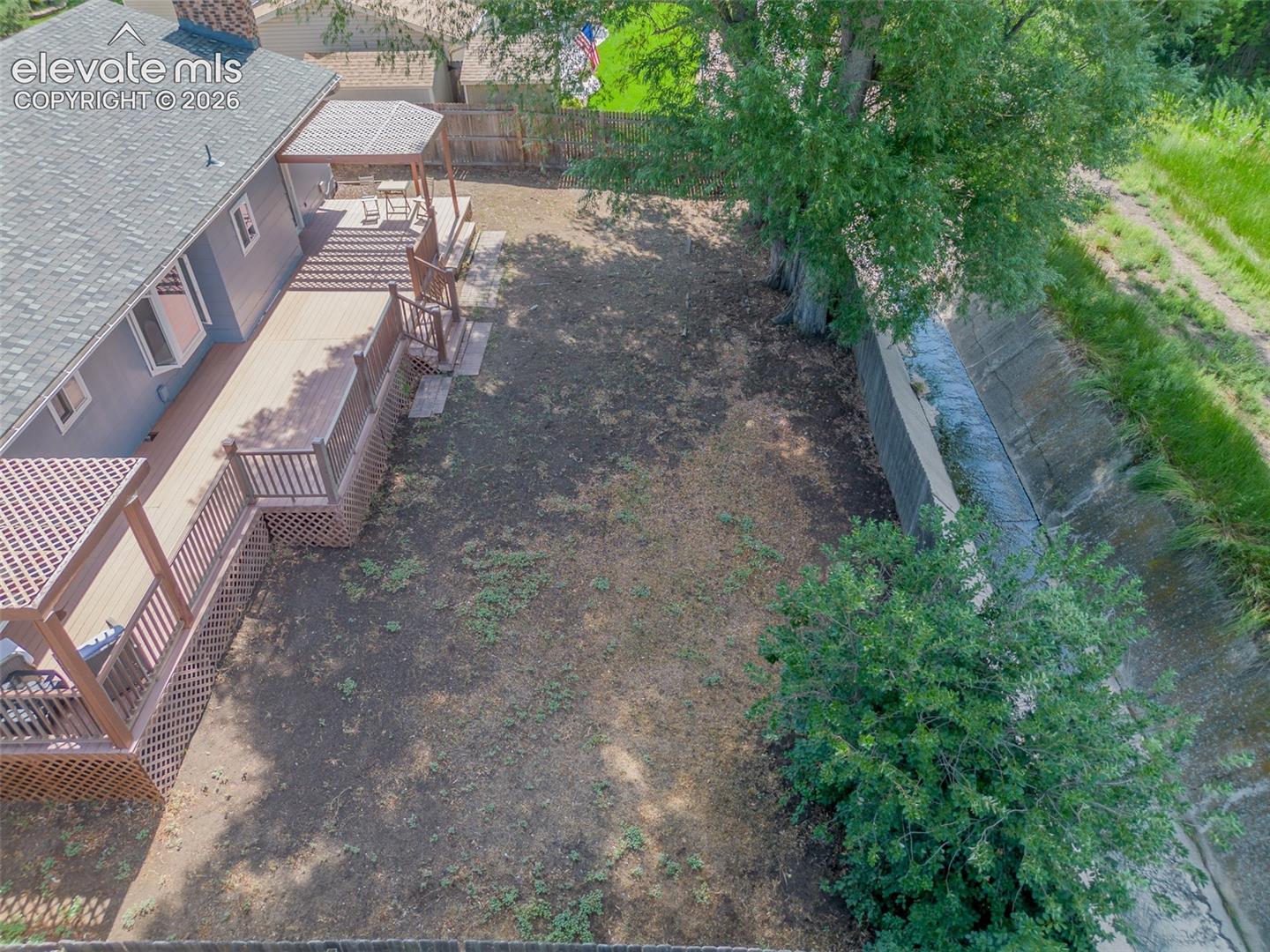 2525 Maroon Bells Avenue